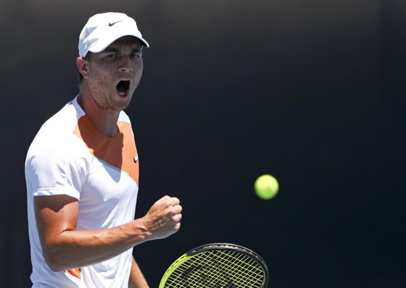 MEČ KARIJERE KECMANOVIĆA: Srbin izbacio šestog tenisera planete za četvrtfinale Indijan Velsa!