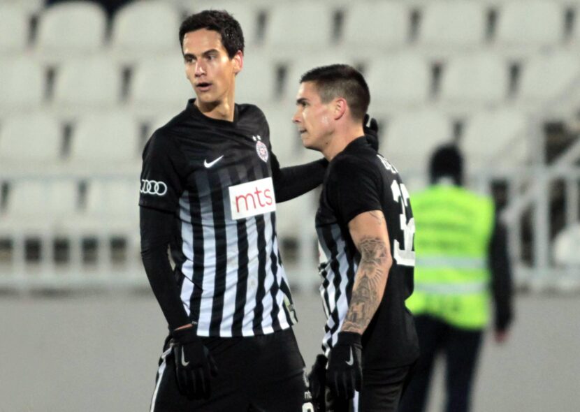 PARTIZAN POPUNIO VEZNI RED: Jevtović ponovo u crno-belom!