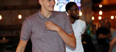 PORZINGIS ISKULIRAO JOKIĆA: Nikola pružio ruku, reagovao i Denver (VIDEO)