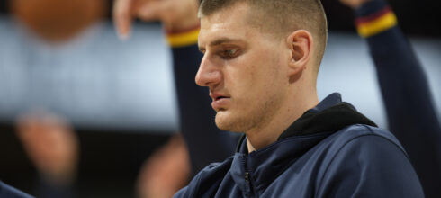 KADA SE PRIČA O JOKIĆU – SVI TREBA DA USTANU! Košarkaški stručnjak ne štedi reči hvale: Skrnavimo mu ime kada sedimo…