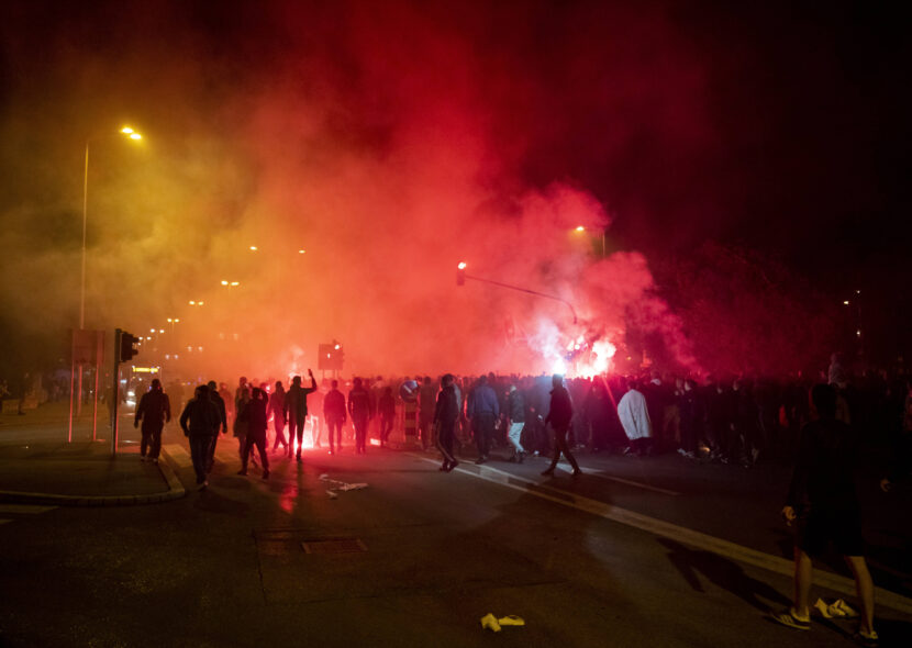 NOVI HAOS MEĐU NAVIJAČIMA: Kamenovan autobus Dinama!