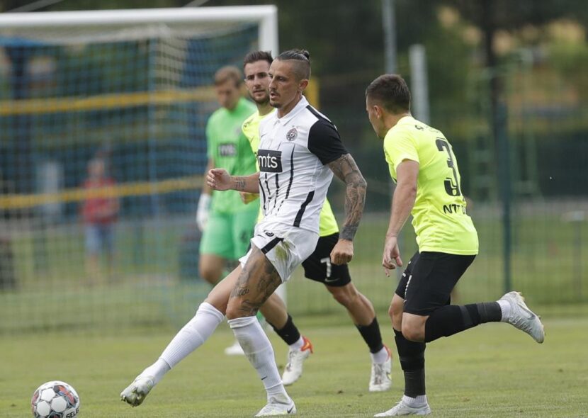 PREMIJERA RAZOČARALA: Partizan poražen od Kluža na debiju Stolice!