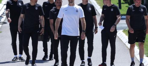 RONALDINJO DA POZAVIDI: Član stručnog štaba Partizana u epizodi – ne pokušavajte ovo kod kuće! (VIDEO)