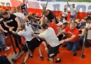 SEVALE PESNICE: Poljaci se međusobno pobili u Holandiji, prizor na “De Kajpu” zgrozio sve prisutne! (VIDEO)