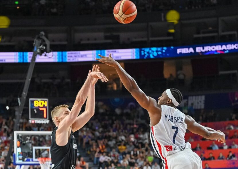 KRAH FAVORITA: Nemačka održala čas košarke Francuskoj!