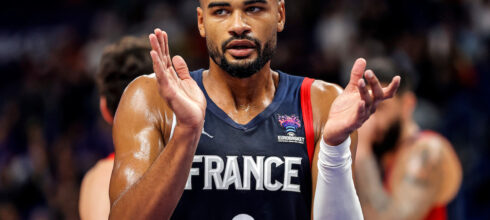 LUVAVU UDARIO PO SUDIJAMA: Od početka Evrobasketa nemaju pojma šta rade!