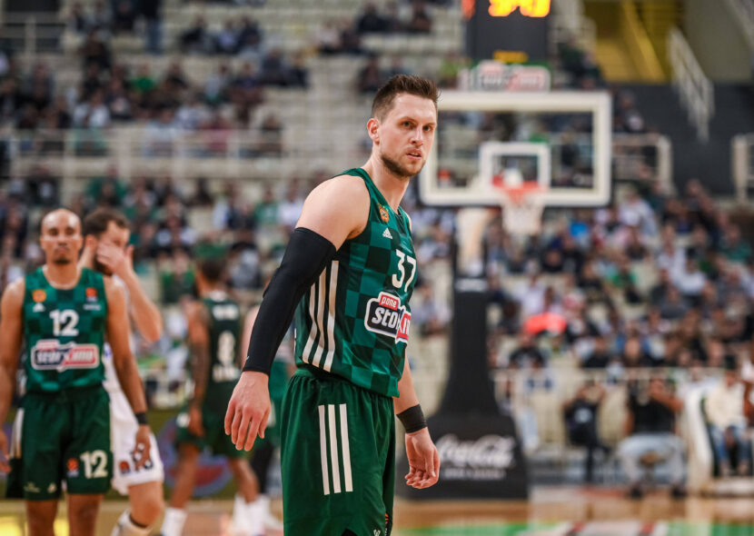 Zatresao se Beograd: Ponitka umesto Zvezde stiže u Partizan?