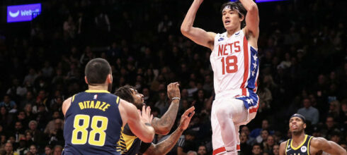 ŠTA URADI ČOVEČE?! Neverovatno “kamikaza” zakucavanje u NBA …