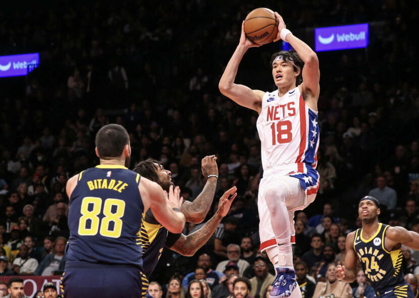 ŠTA URADI ČOVEČE?! Neverovatno "kamikaza" zakucavanje u NBA ...