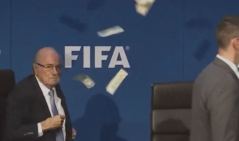 PRETI POTRES FUDBALSKOM SVETU: Dokumentarac o korupciji FIFA - Šta je potrebno da se dobije domaćinstvo Svetskog prvenstva? (VIDEO)