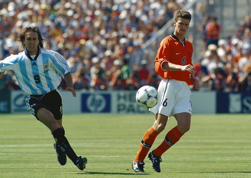DOŠLI PO MALO MAGIJE: Batistuta ugostio Argentince na jahti! (FOTO)