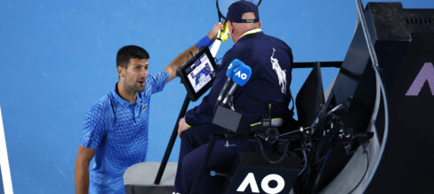 Pijani navijači maltretirali Novaka: Đokoviću “pukao film”, pa ušao u raspravu sa sudijom (VIDEO)