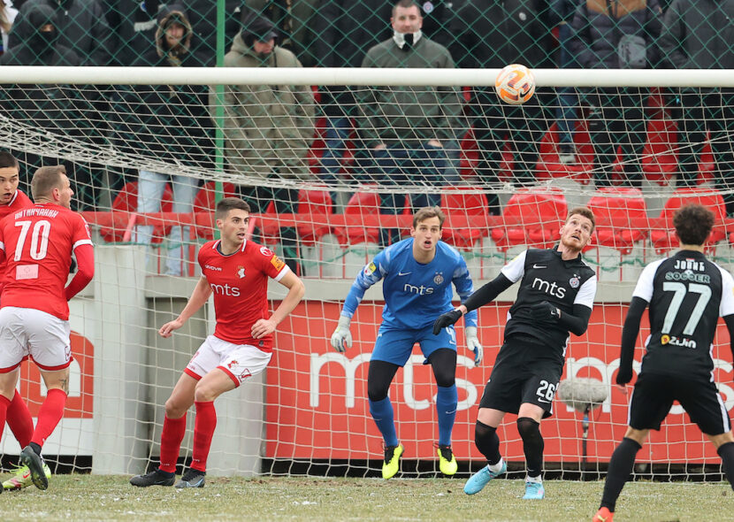 Oglasio se Napredak: Rasistima ćemo doživotno zabraniti ulazak na stadion