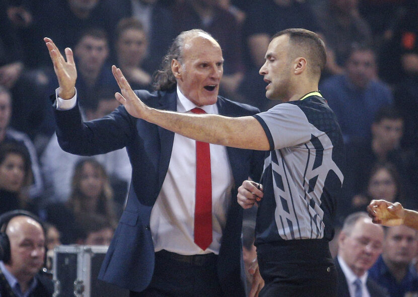 Tenzije u Nišu: Ivanović isključen, Zvezda bez trenera protiv Partizana (VIDEO)