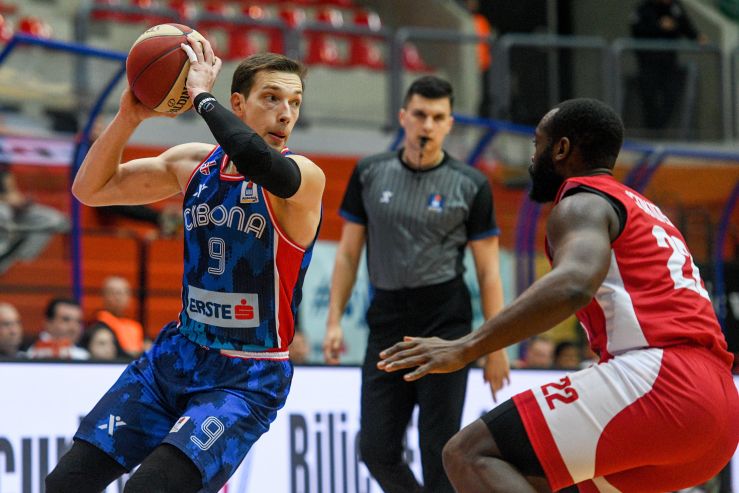 Cibona pobedom nad FMP-om ostala u trci za plej-of
