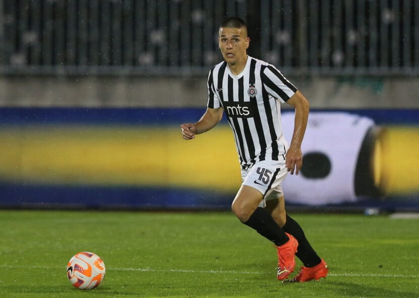 Projekat crno-bele škole za Meridian sport: "Partizan je dobio novog ratnika!"