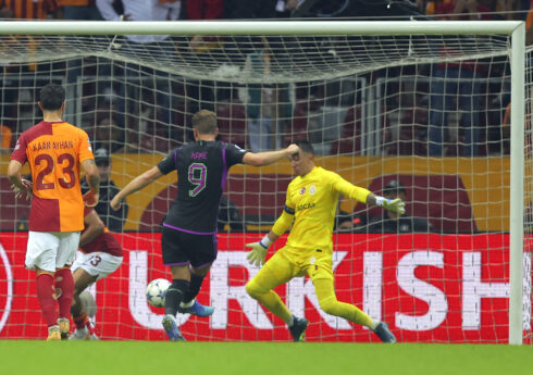 Pirlov duh ušao u Ikardija, ali ni panenka nije pomogla Galatasaraju: Bajern se provukao i slavio u Istanbulu