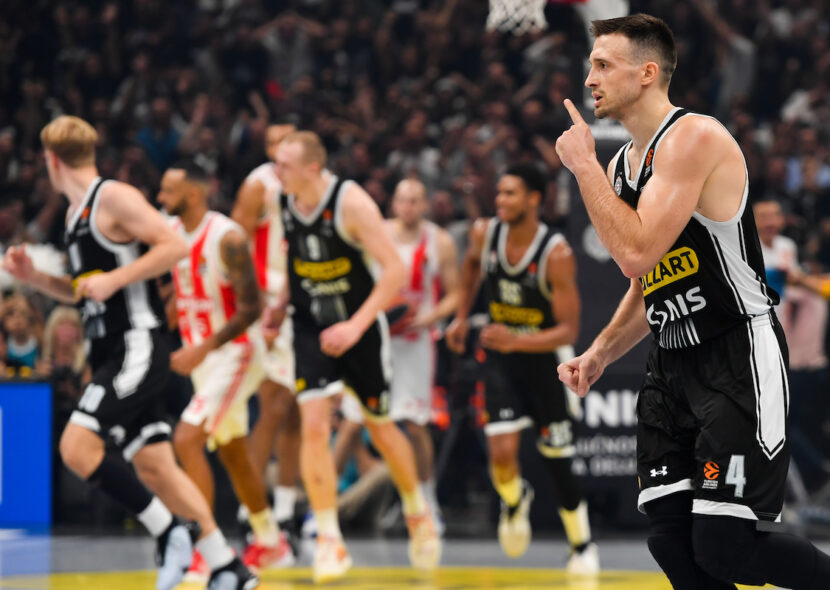 Avramović obukao junačko odelo, Partizan srušio Zvezdu posle rolerkostera u Areni